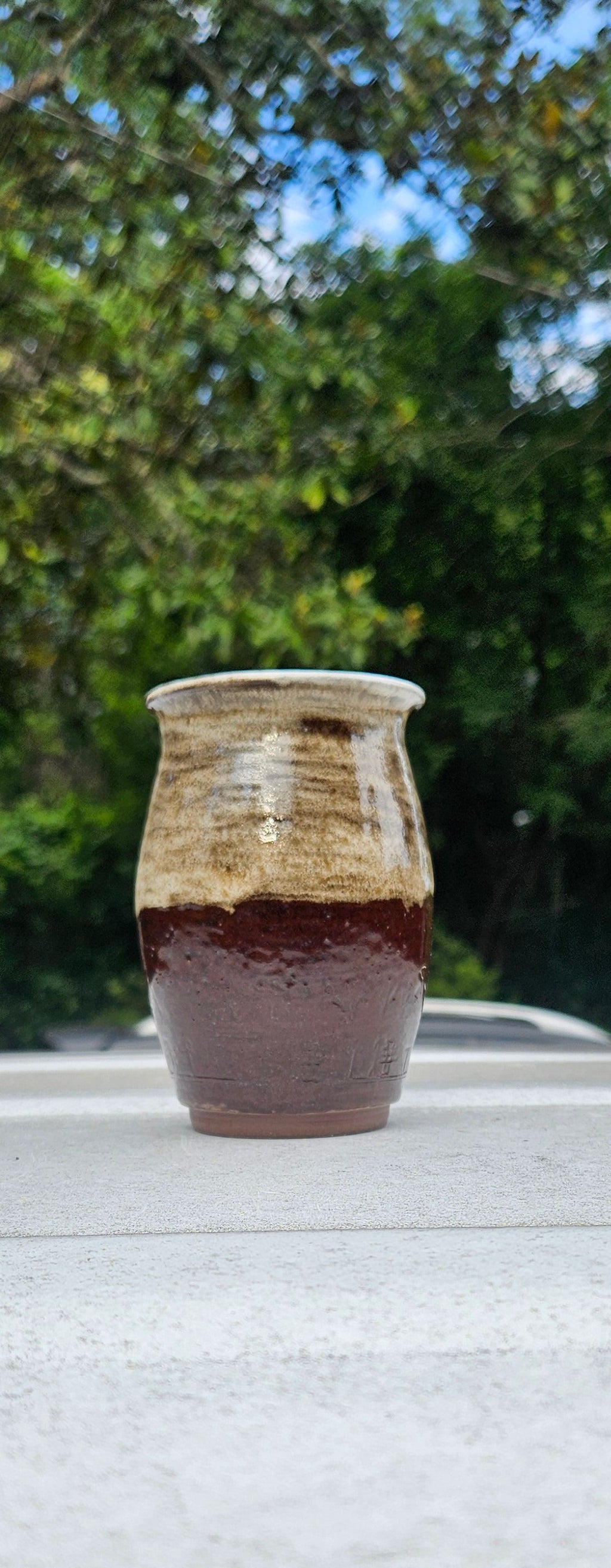 Two-Tone Vase in Burgundy and Tan